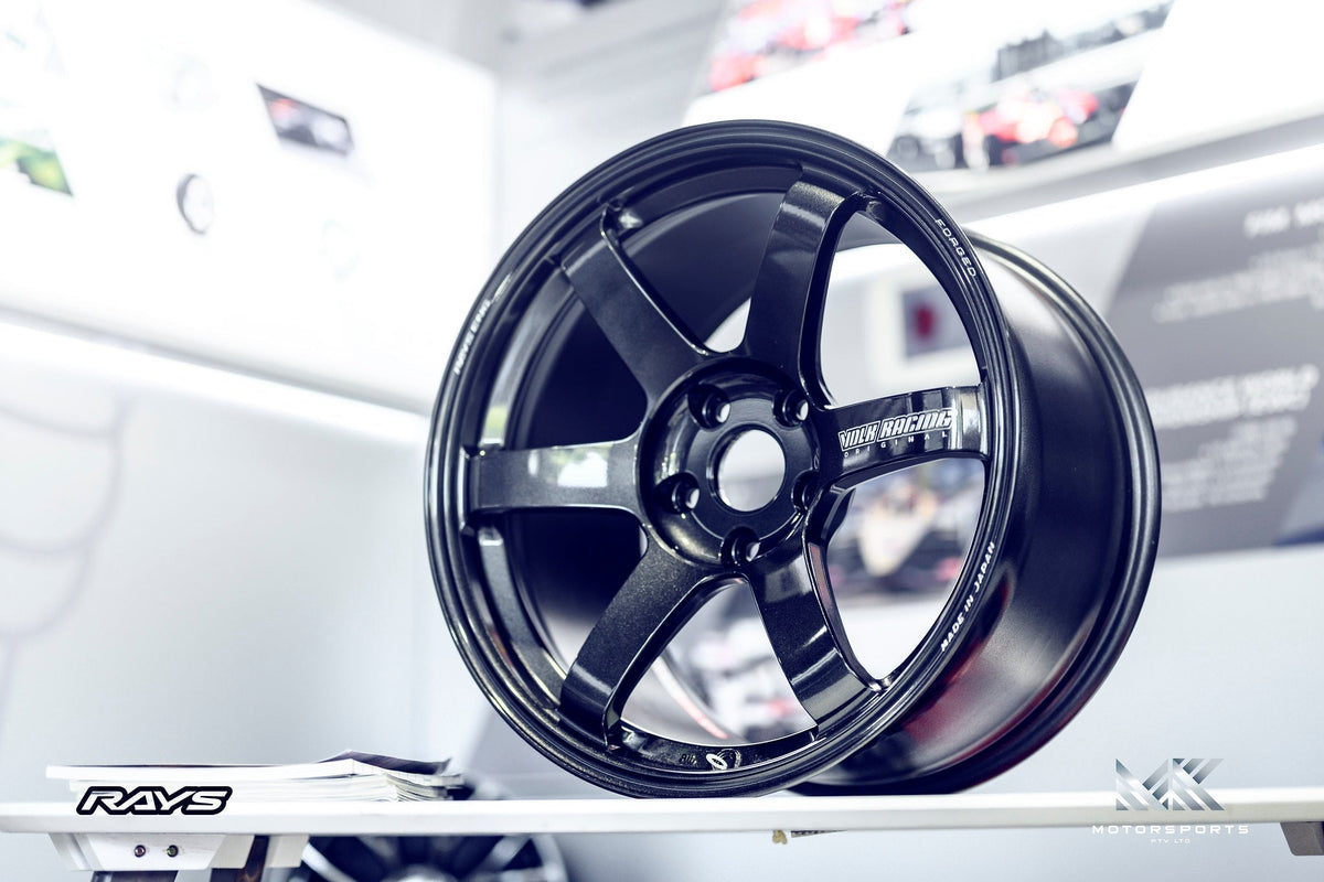 Volk Racing TE37 Saga S-Plus wheel – Diamond Dark Gunmetal (MM)
