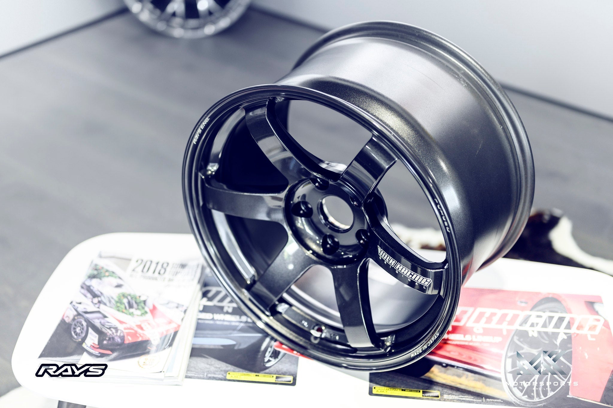 Volk Racing TE37 Saga S-Plus wheel – view 3