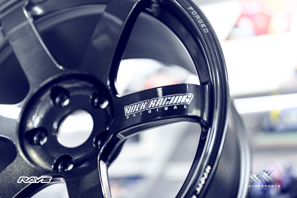Volk Racing TE37 Saga S-Plus wheel – view 6
