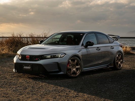 Volk Racing TE37 Saga S-Plus wheel