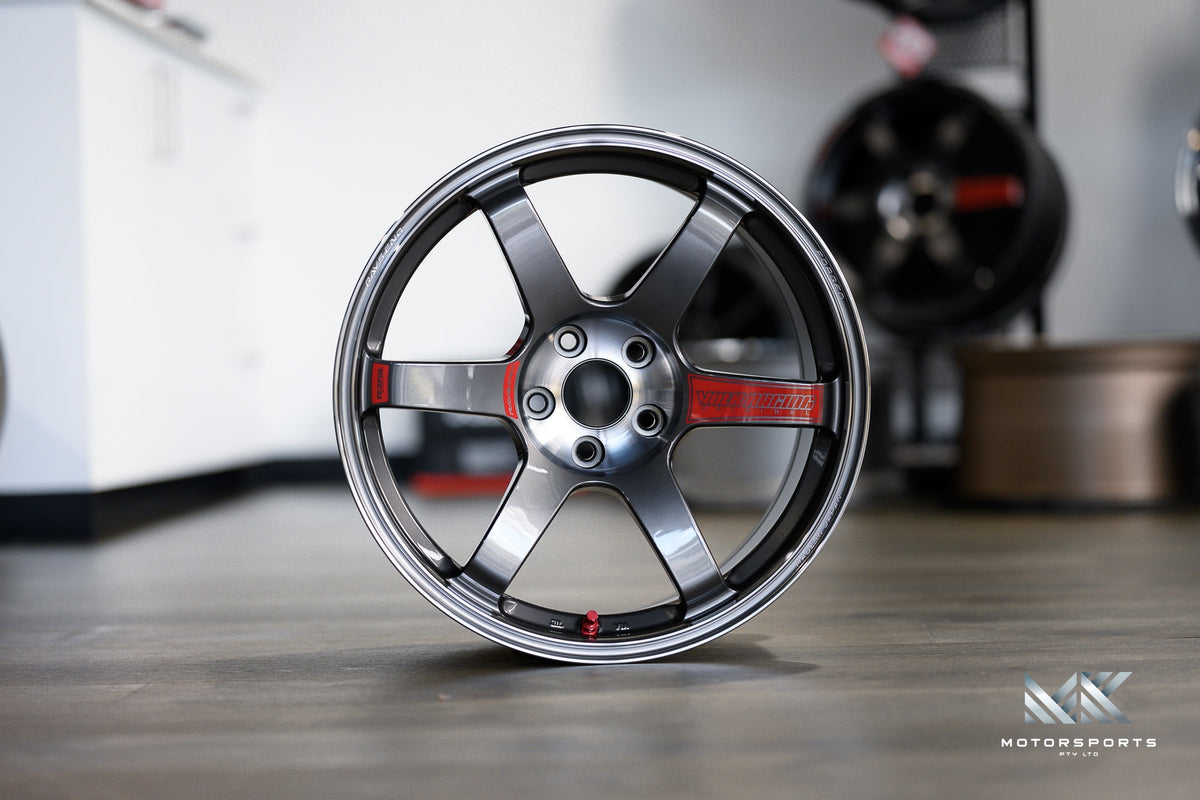 Volk Racing TE37 Saga SL wheel – view 7