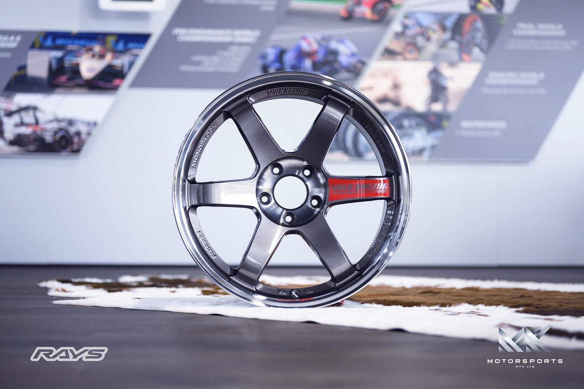 Volk Racing TE37SL wheel – view 6
