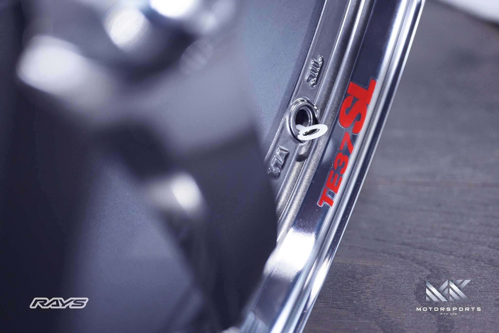 Volk Racing TE37SL wheel – view 3
