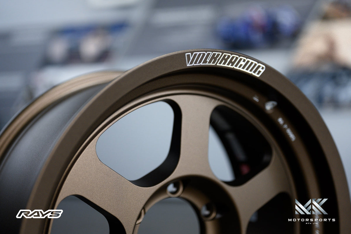 Volk Racing TE37XT M-Spec wheel – view 5