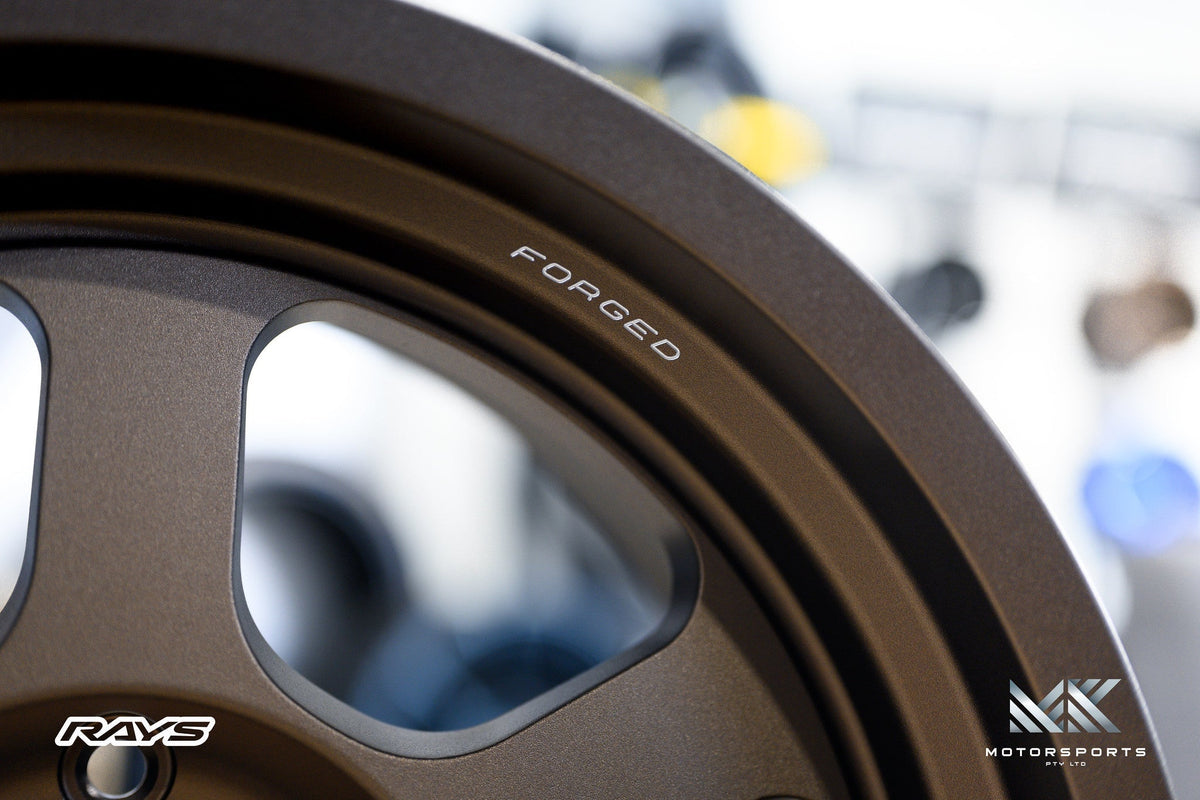Volk Racing TE37XT M-Spec wheel – view 8