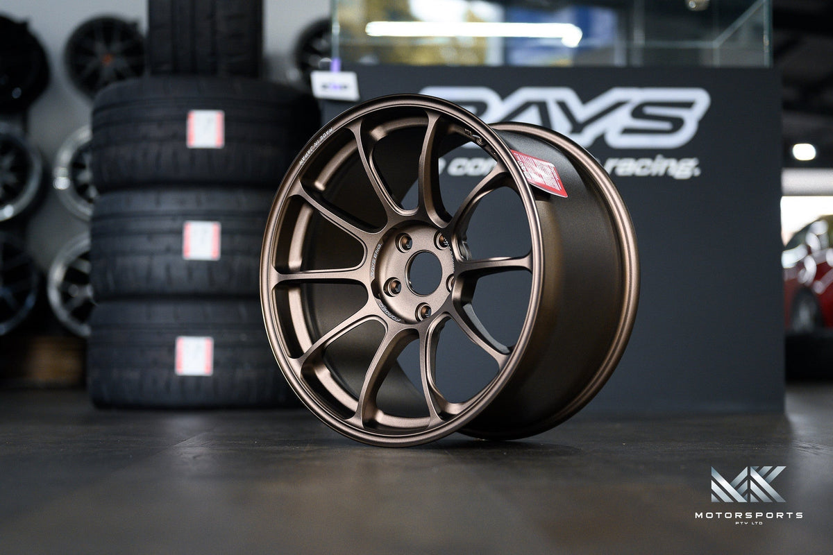 Volk Racing ZE40 wheel – view 5