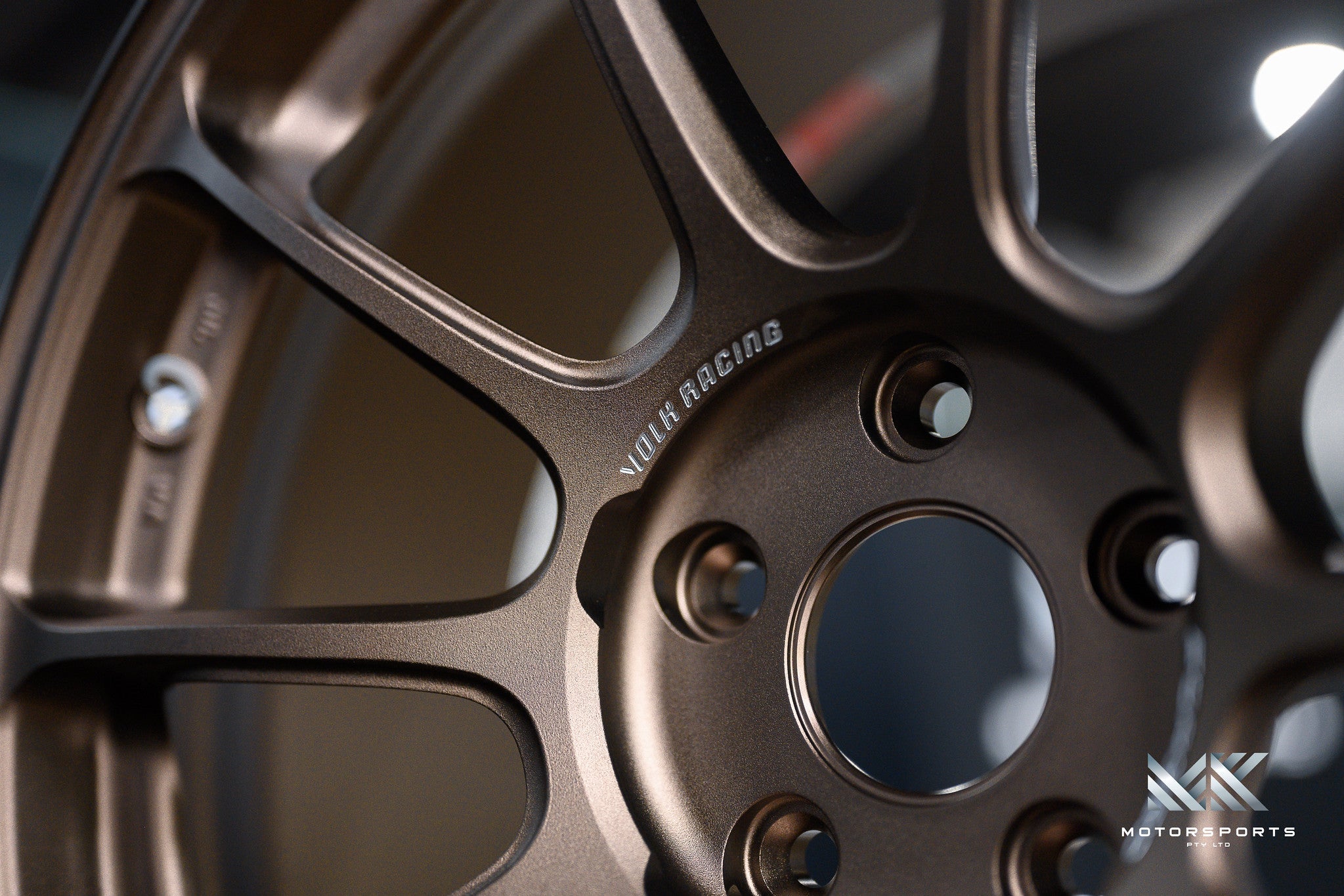 Volk Racing ZE40 wheel – view 3