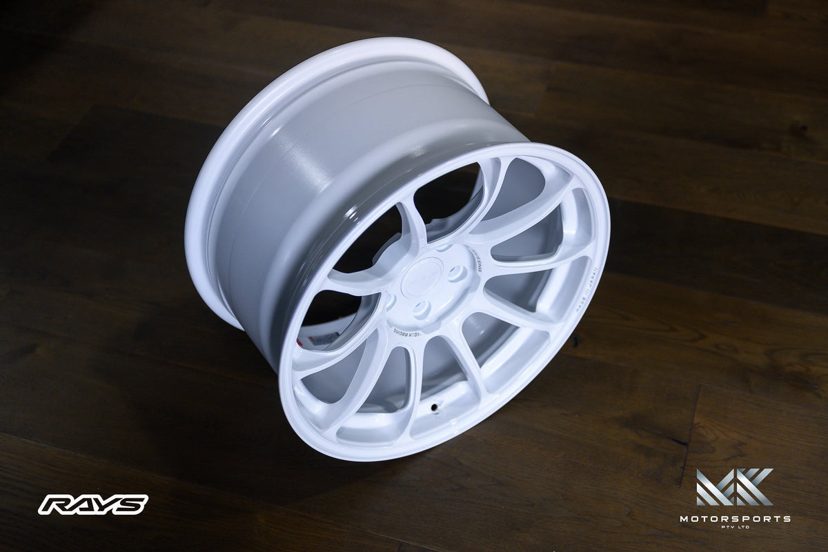 Volk Racing ZE40 wheel – view 4