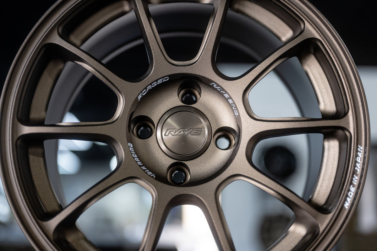 Volk Racing ZE40 M-Spec wheel – view 6
